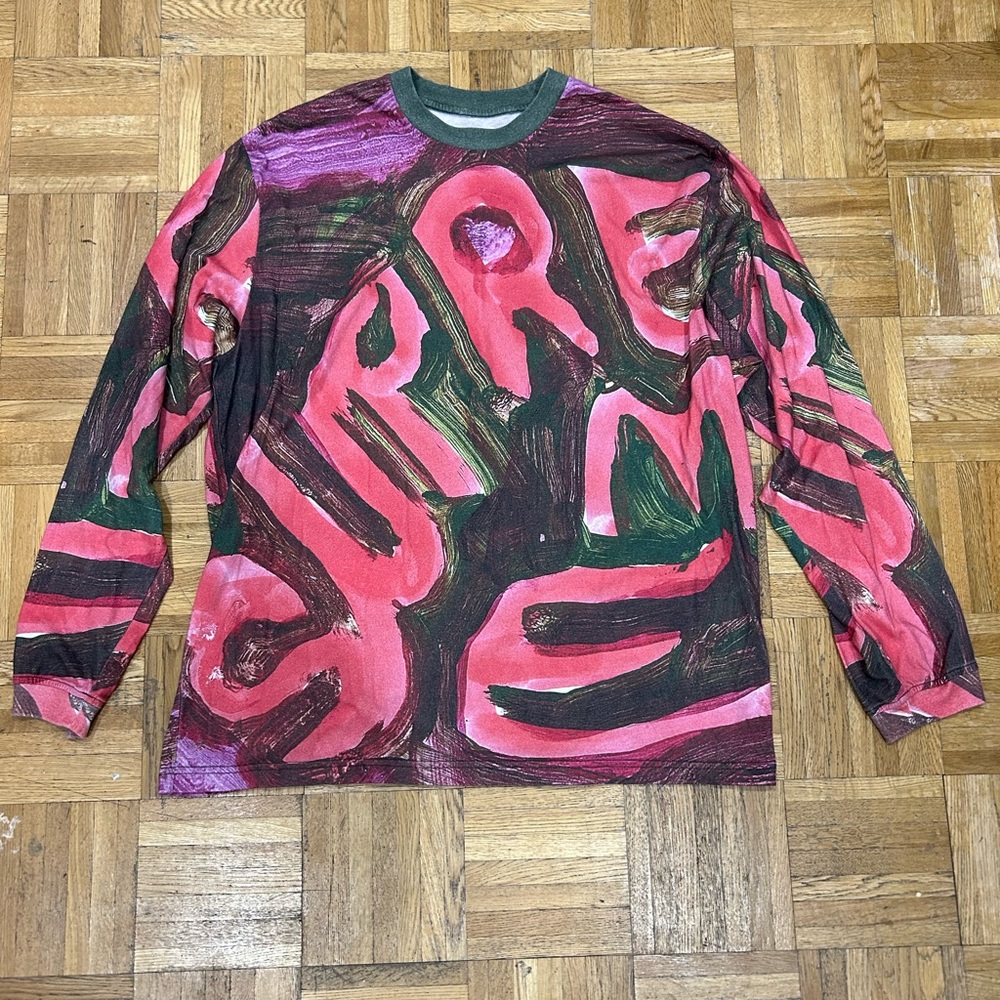 Men’s supreme shirt size large